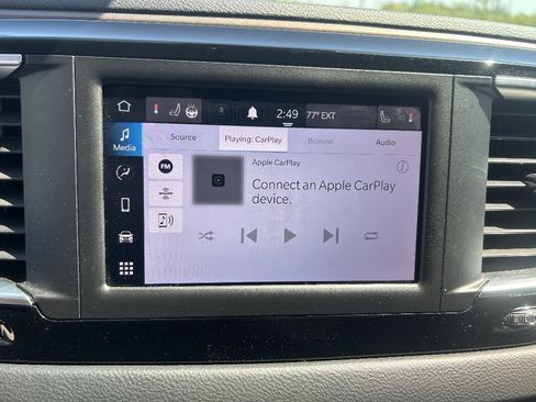 Used 2023 Chrysler Voyager LX FWD image 12