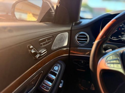 Used 2017 Mercedes-Benz S 550 S 550 image 24