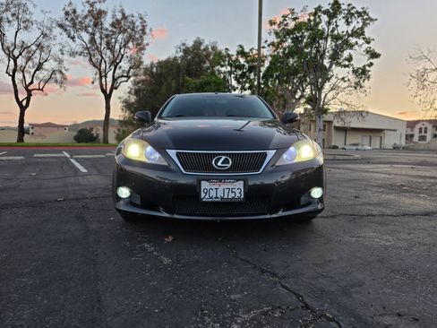 Used 2010 Lexus IS 350C RWD image 2