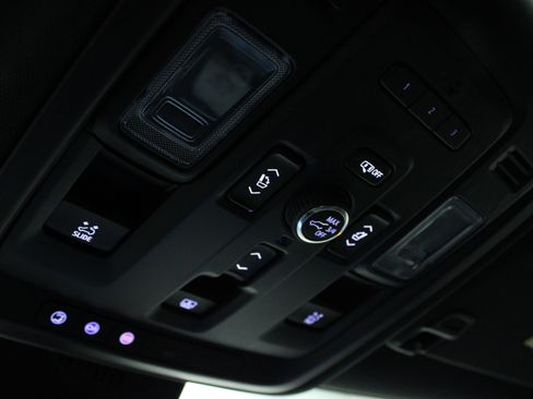 Used 2023 Chevrolet Tahoe High Country w/ Advanced Technology Package image 26