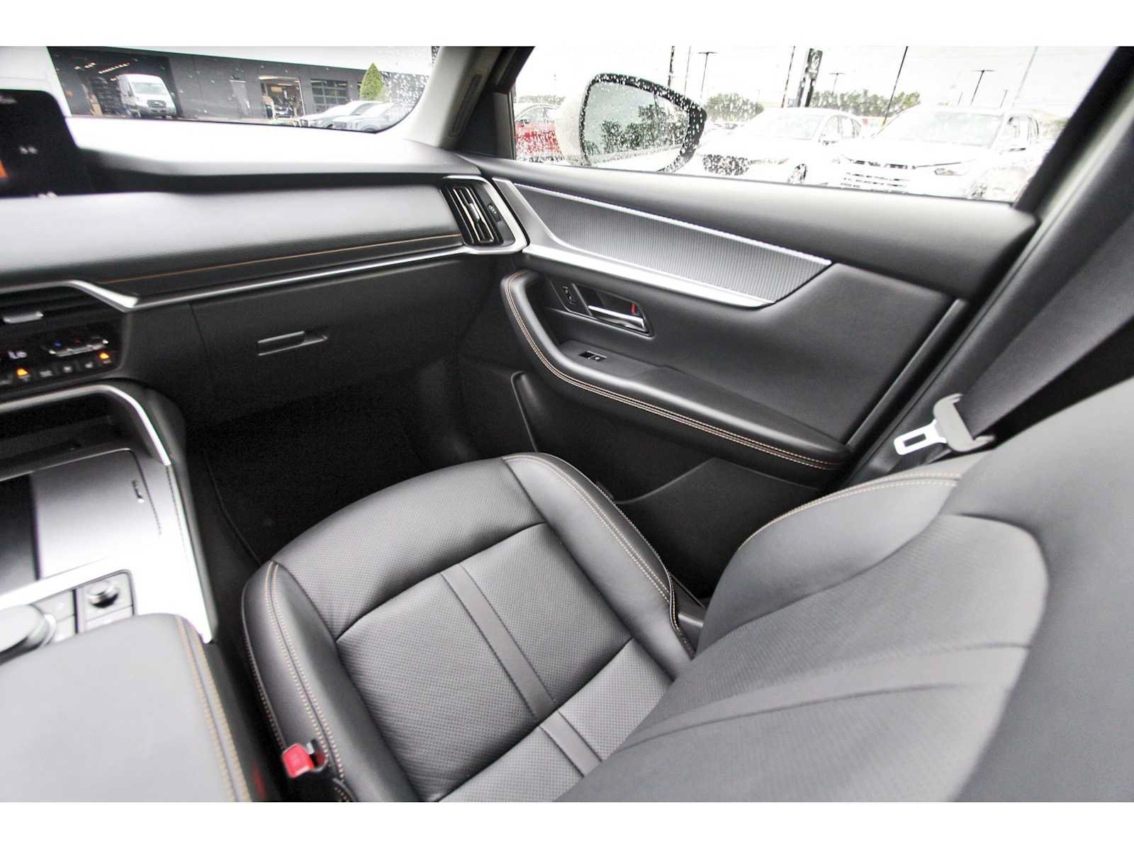 Used 2026 MAZDA CX-90 3.3 Turbo w/ Preferred Package AWD/4WD image 8