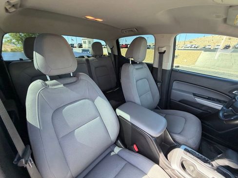 Used 2016 Chevrolet Colorado LT AWD/4WD image 16