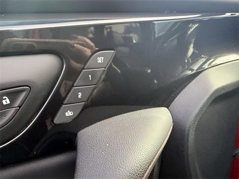 Used 2021 Chevrolet Blazer RS w/ Enhanced Convenience Package image 10