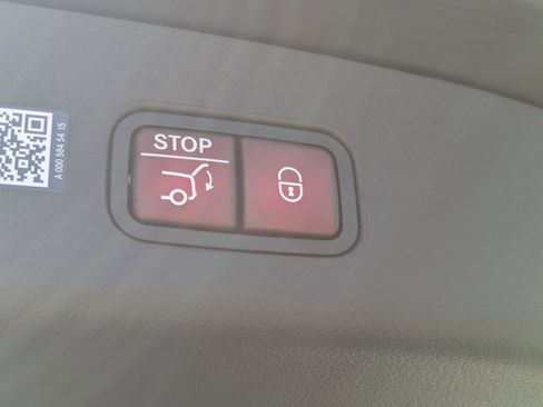 New 2026 Mercedes-Benz GLC 300 4MATIC image 13