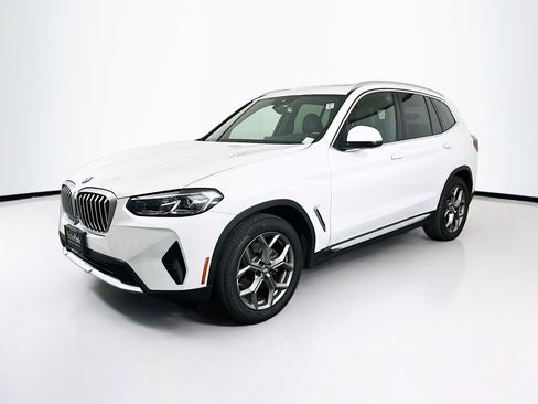 Used 2023 BMW X3 sDrive30i w/ Convenience Package image 3