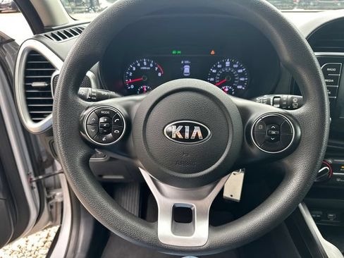 Used 2020 Kia Soul LX FWD image 26