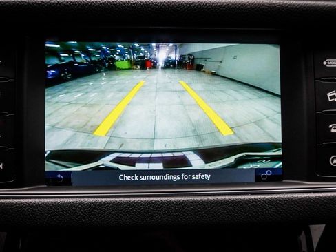 Used 2017 Jaguar XF S image 26