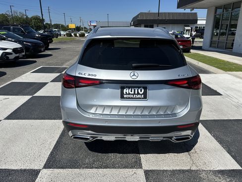 Used 2026 Mercedes-Benz GLC 300 4MATIC image 8
