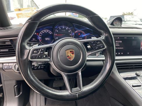 Used 2018 Porsche Panamera 4 AWD/4WD image 24