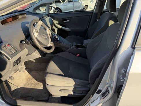 Used 2011 Toyota Prius Two FWD image 11