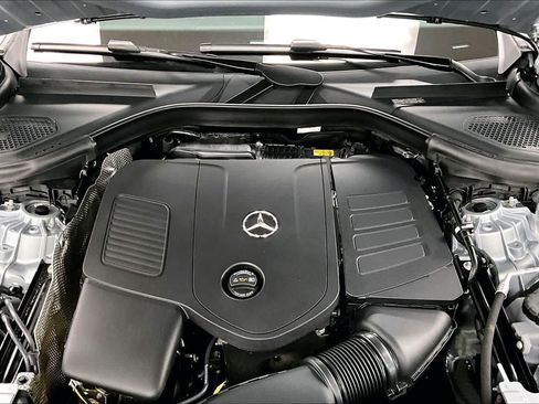 Used 2026 Mercedes-Benz GLC 300 4MATIC image 31