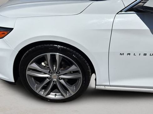 Used 2024 Chevrolet Malibu LT FWD image 33