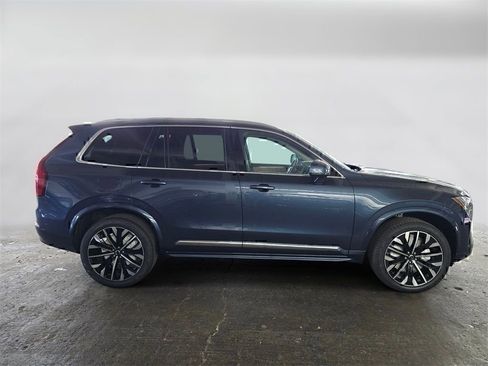 New 2026 Volvo XC90 B5 Core w/ Protection Package image 4