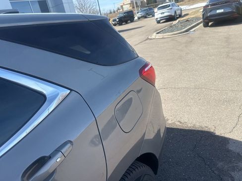 Used 2019 Chevrolet Equinox LT image 7