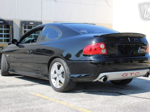 Used 2005 Pontiac GTO RWD image 27
