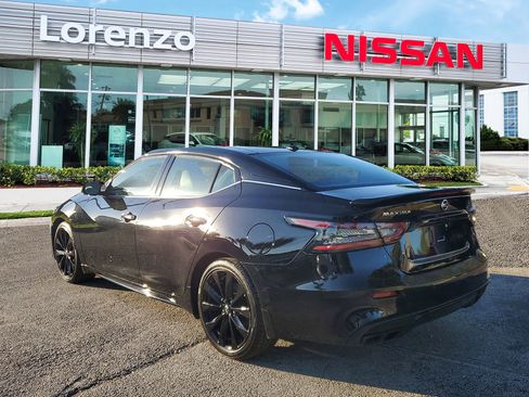 Used 2022 Nissan Maxima SR w/ Sport Mat Group image 6