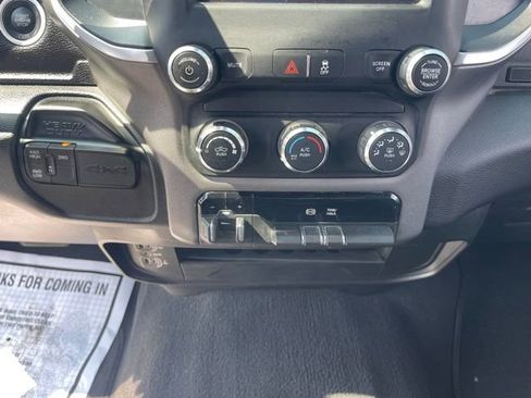 Used 2024 RAM 2500 Big Horn AWD/4WD image 19