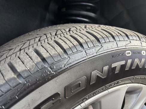 Used 2025 Buick Enclave Preferred image 29