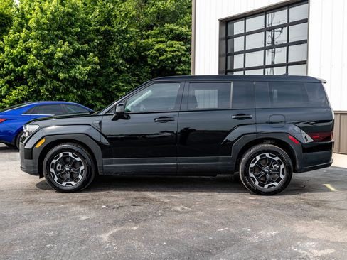 Used 2024 Hyundai Santa Fe SE image 2