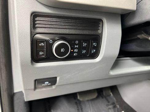 Used 2026 Ford F350 XLT w/ XLT Premium Package AWD/4WD image 17