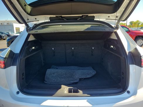 Used 2024 Buick Envision Avenir image 8