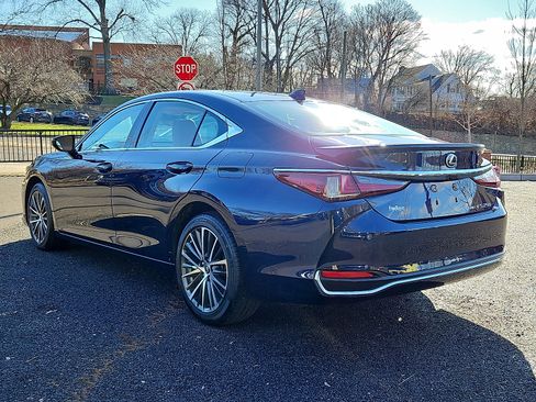 Used 2023 Lexus ES 250 ES 250 w/ Premium Package image 4
