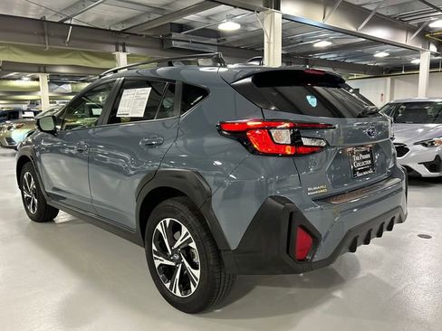Used 2025 Subaru Crosstrek 2.0i Premium image 4