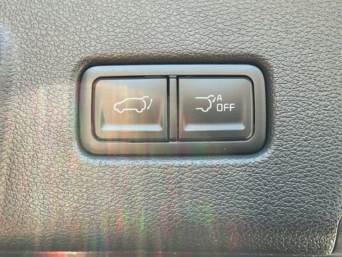 Used 2023 Kia Telluride EX w/ EX Captain's Chair Package FWD image 32