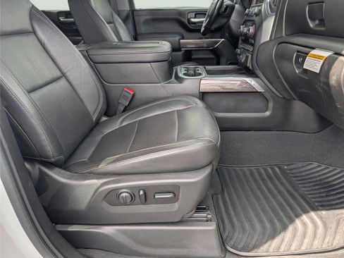 Used 2020 Chevrolet Silverado 2500 LTZ w/ LTZ Convenience Package image 41