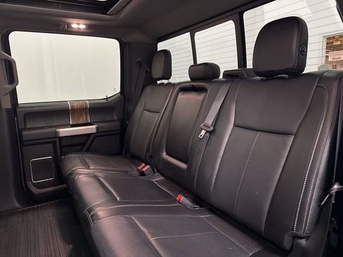 Used 2019 Ford F150 Lariat w/ Equipment Group 502A Luxury AWD/4WD image 45