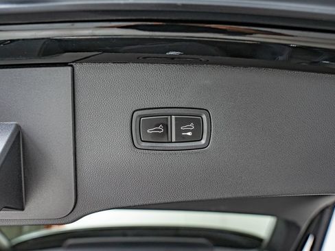 Certified 2025 Porsche Cayenne E-Hybrid Coupe AWD/4WD image 42