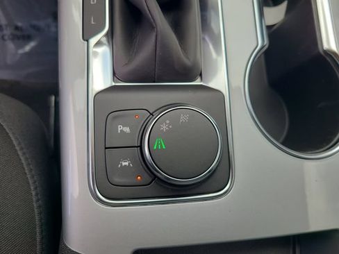 New 2026 Chevrolet Blazer LT w/ Convenience Package FWD image 33