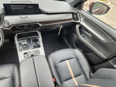 Certified 2025 MAZDA CX-90 Plug-In Hybrid w/ Premium Plus AWD/4WD image 14