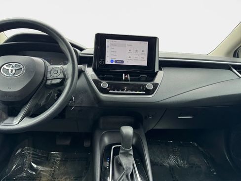 Used 2024 Toyota Corolla LE FWD image 13