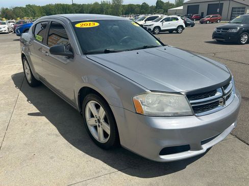 Used 2013 Dodge Avenger SE FWD image 2