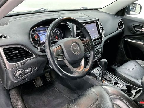 Used 2020 Jeep Cherokee Limited image 16