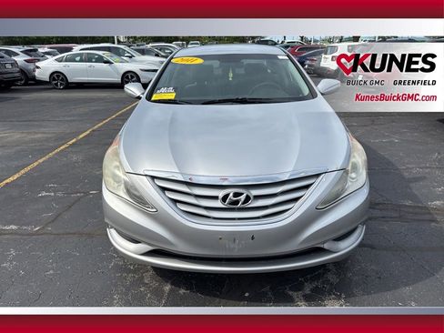 Used 2011 Hyundai Sonata GLS FWD image 8