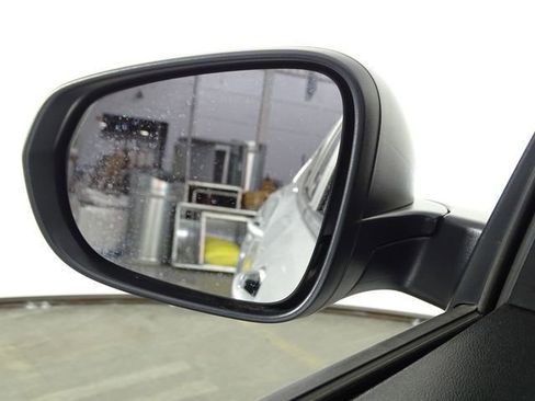 Used 2024 Chevrolet Trax LS image 37