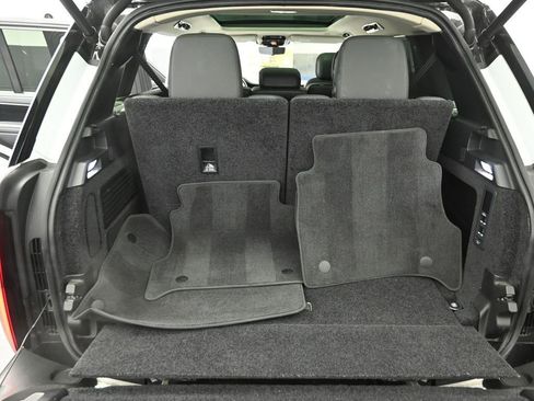 Used 2023 Land Rover Range Rover Long Wheelbase SE image 22