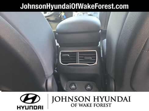 Certified 2023 Hyundai Santa Fe SE image 19