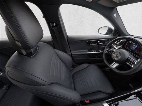 Used 2024 Mercedes-Benz C 300 Sedan image 15