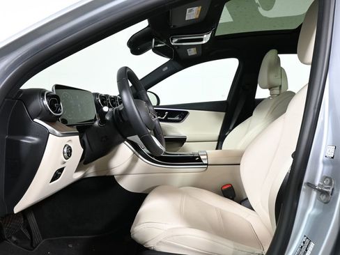 Certified 2025 Mercedes-Benz C 300 4MATIC Sedan image 3