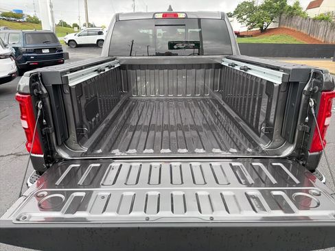 New 2026 RAM 1500 Big Horn AWD/4WD image 17
