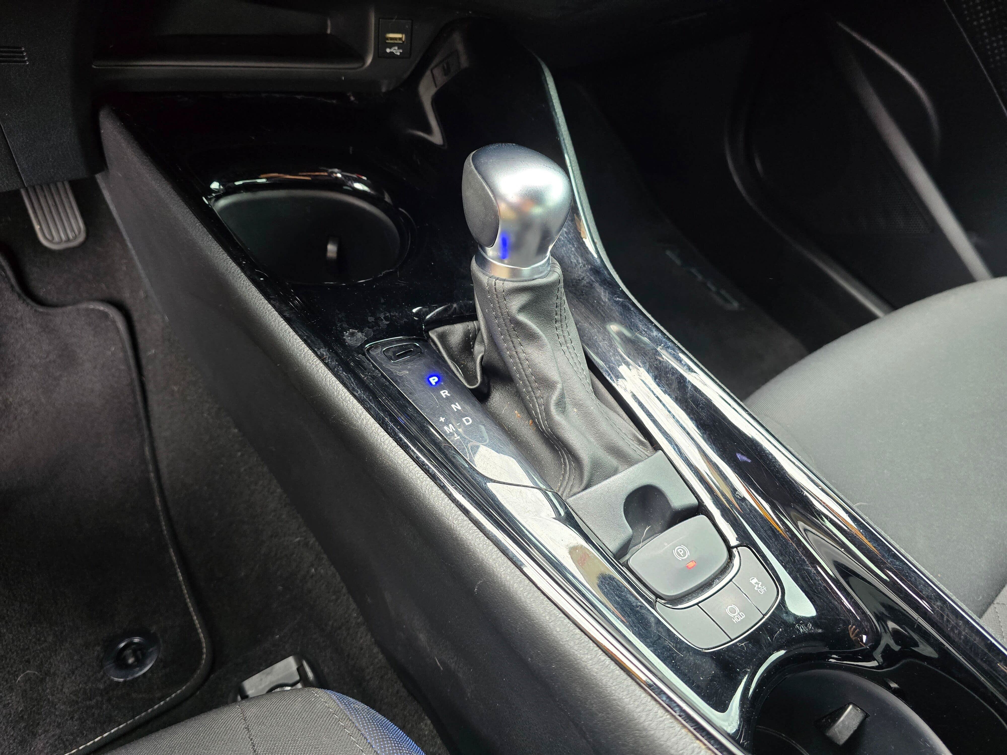 Certified 2021 Toyota C-HR XLE FWD image 30