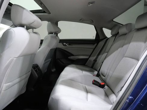Used 2020 Honda Accord EX image 27