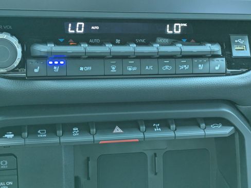 Used 2025 Toyota Tundra TRD Pro image 27