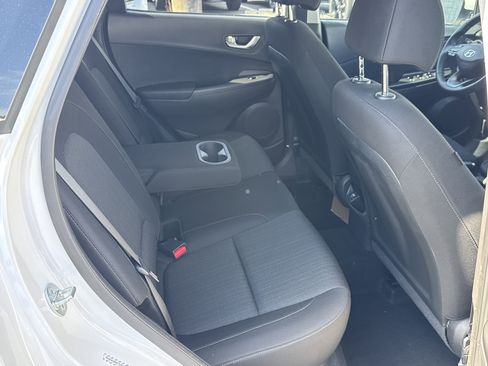 Used 2023 Hyundai Kona SEL w/ Convenience Package image 19