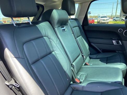 Used 2020 Land Rover Range Rover Sport SE image 9