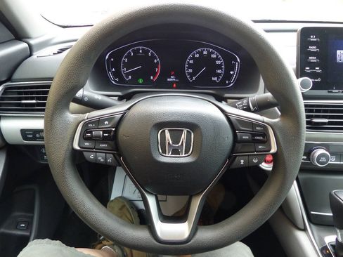 Used 2019 Honda Accord LX image 39