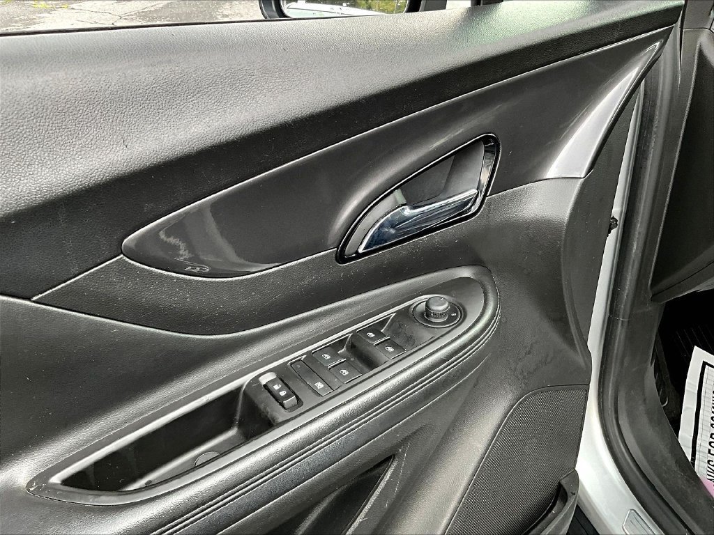 Used 2019 Buick Encore Preferred FWD image 18